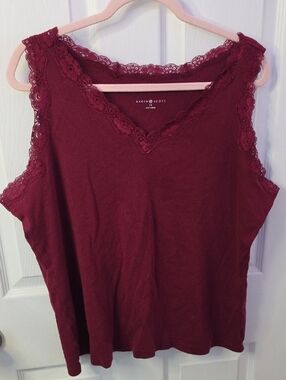 💞3/$24💞 Karen Scott Lace-Trim V-Neck Camisole in Wine Women's Size 1X